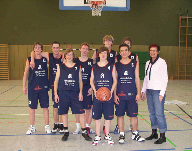 u18m_int.jpg