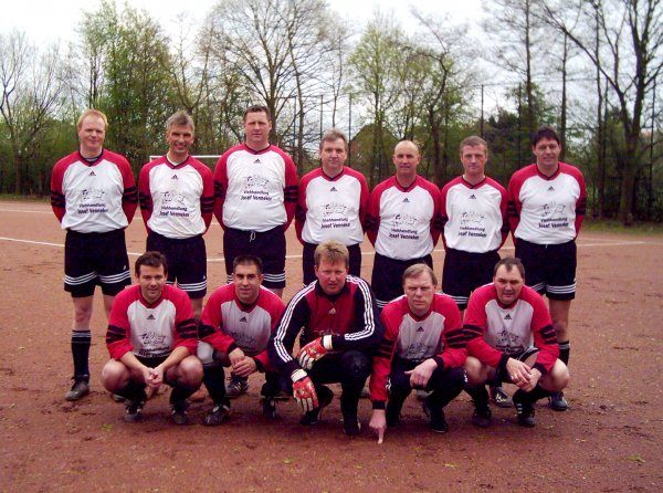 mannschaftsfoto_09042005.jpg