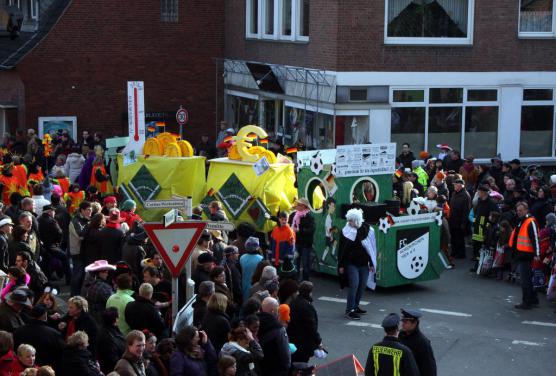 3006666_m0w564h376e0v51304_0222nk-umzug_4.jpg